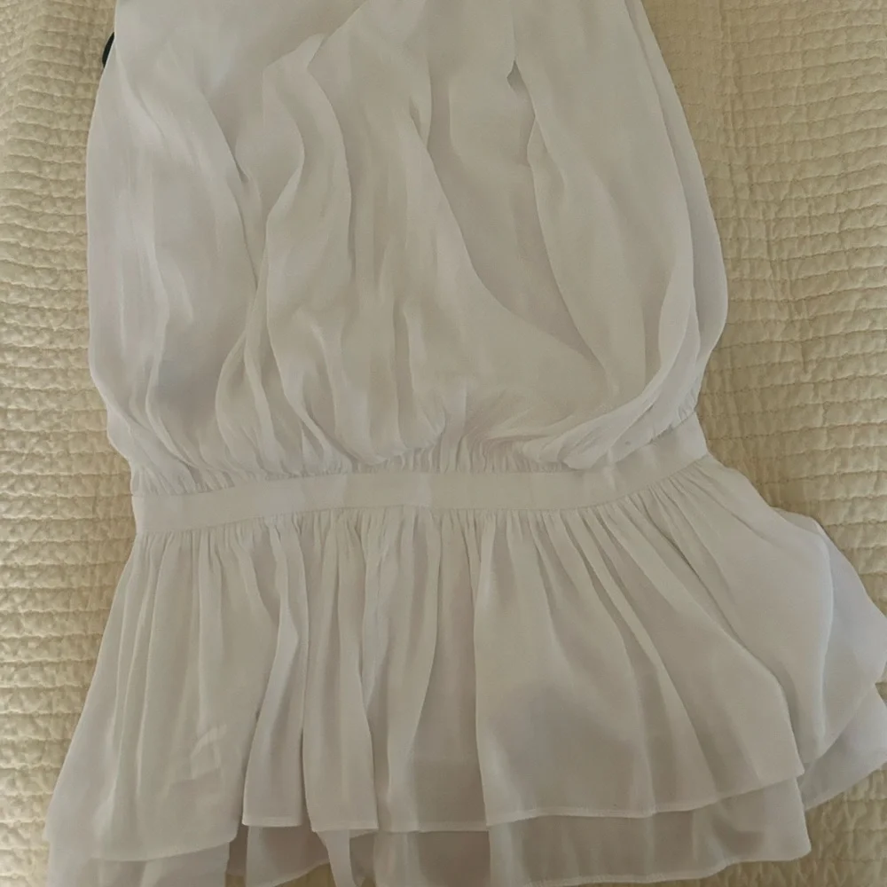 Women shirt, Round Neck Cinched Waist